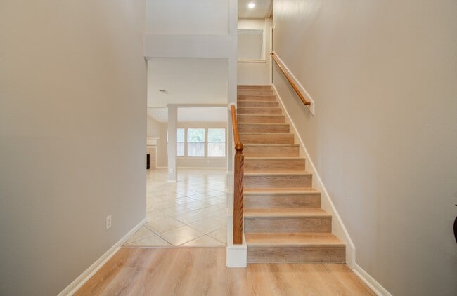 Building Photo - 14003 Cypress Falls Dr