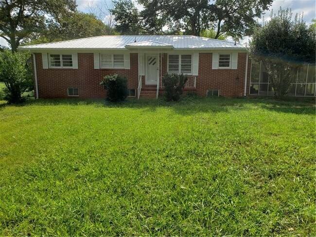 Building Photo - 2168 US-411