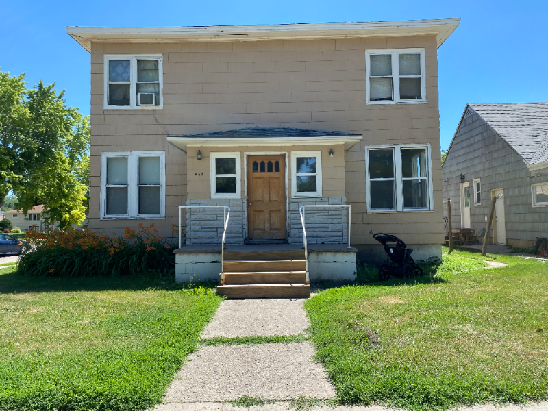 Foto principal - 458 3rd St NE