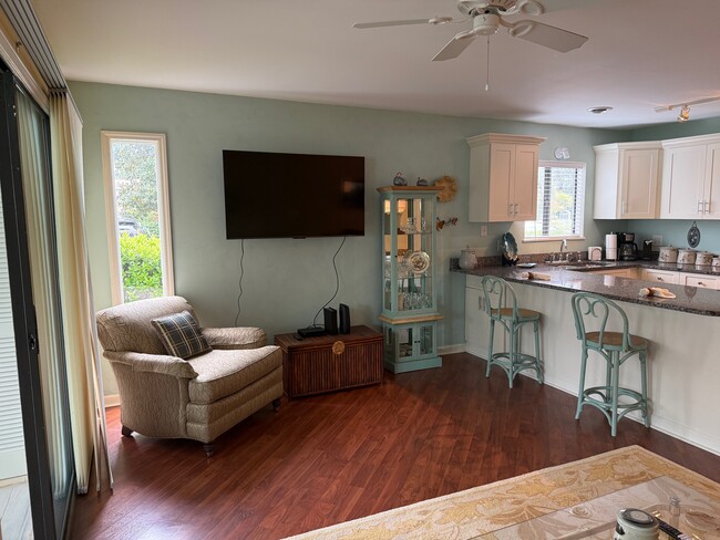 Building Photo - 3700 Golf Colony Ln
