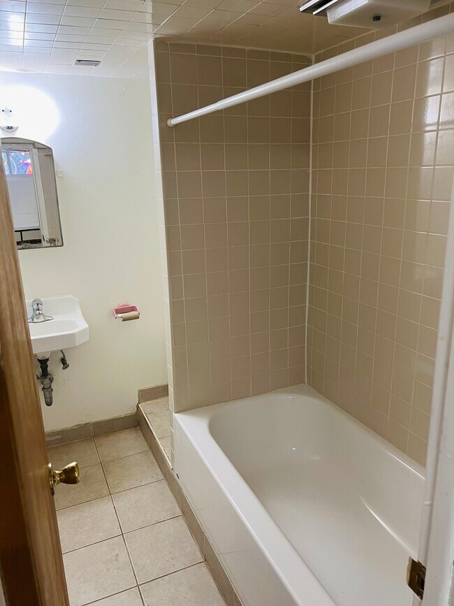 59 Mozart St Unit 0, East Rutherford, NJ 07073 Apartments in East