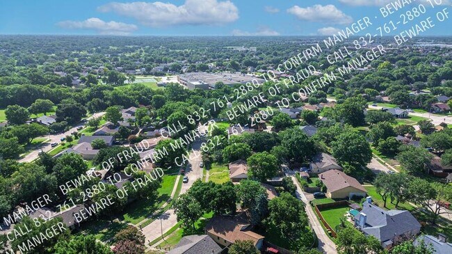 Building Photo - 1745 Crystal Way