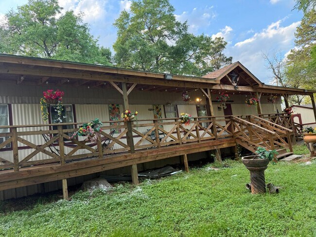 Foto del edificio - 14493 Enchanted Waters Dr