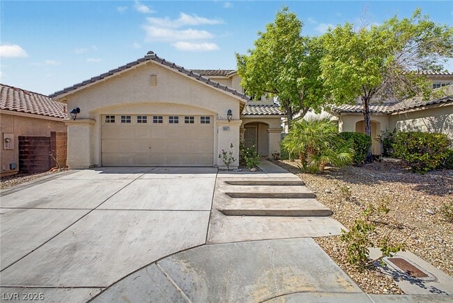 Building Photo - 10547 Lilac Tree Ave