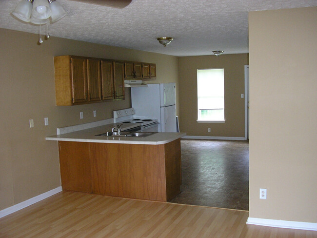 Building Photo - 126 Witherspoon