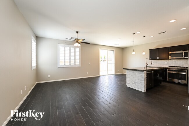 Building Photo - 10448 Camp Rock Ct
