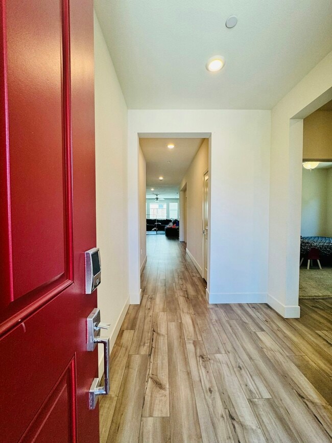 Building Photo - 5330 Clauzetto Wy