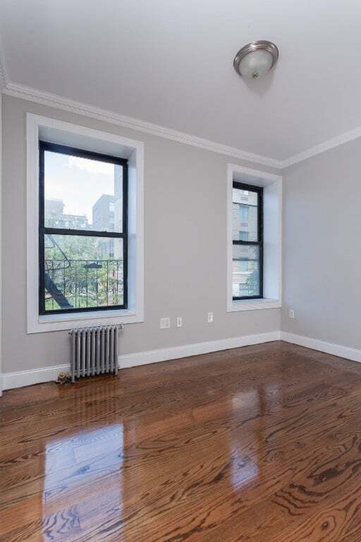 Foto del edificio - 326 E 100th St