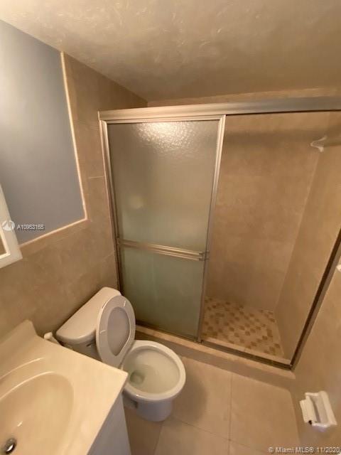 Primary Photo - 1281 W 29th St
