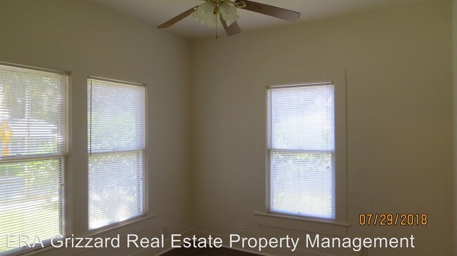 Foto del edificio - 2 br, 2 bath House - 723 McKenzie