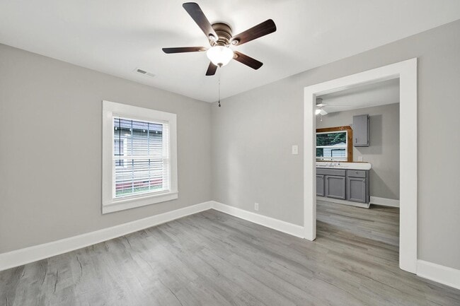 Foto del edificio - Recently Renovated 2 Bedroom Home in Rock ...