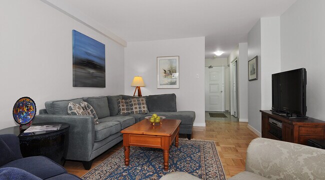 Photo du bâtiment - Kerrisdale B