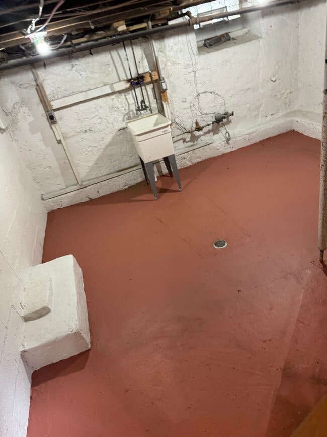 Photo - 214 Seneca St House