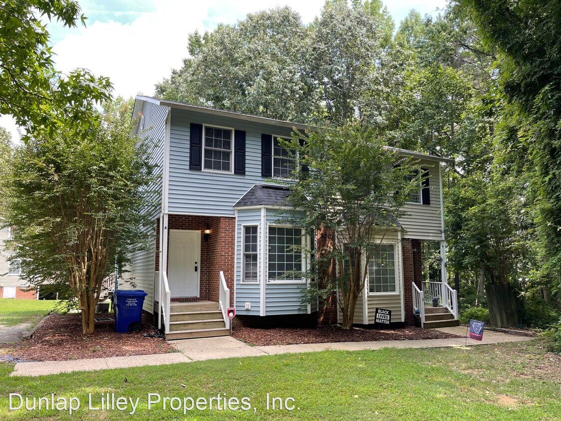 Primary Photo - 3 br, 3 bath House - 330 - A Scarlett Dr.