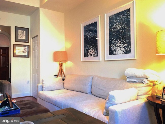 Foto del edificio - 1305 P St NW