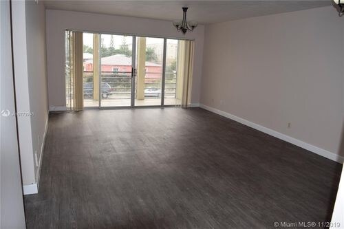 Foto del edificio - 1735 Dewey St