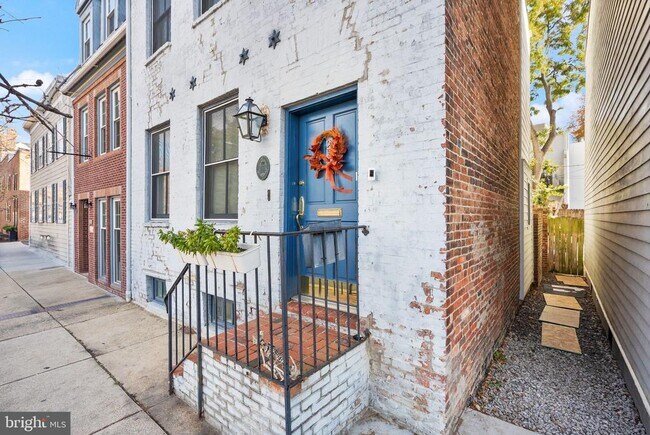 Foto del edificio - 214 S Henry St