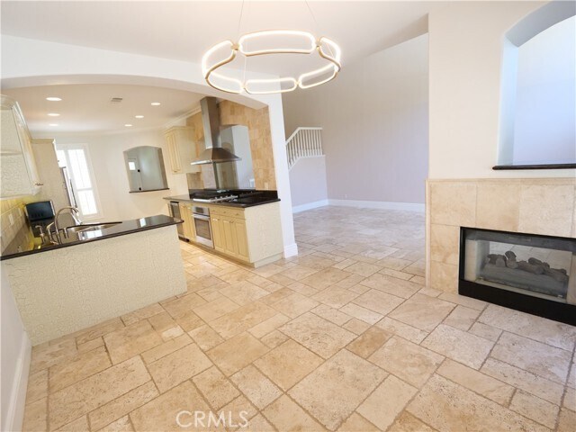 Building Photo - 45 Auvergne