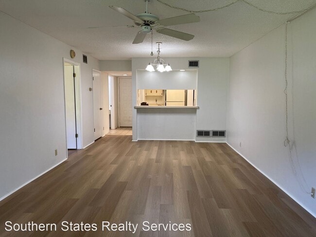 Building Photo - 1 br, 1 bath House - 348 Bob White Court #...
