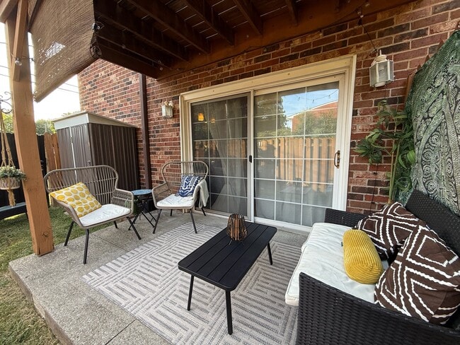 Photo - 721 N Hite Ave Apartment