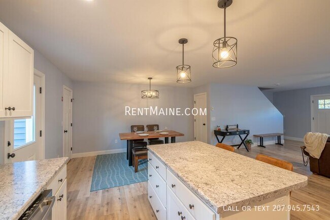 Foto del edificio - 21 Wildwood Dr