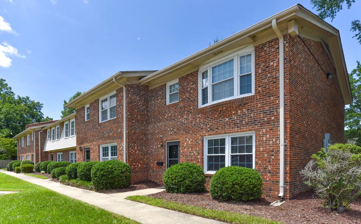 Forest Hills Apartments Wilmington, NC