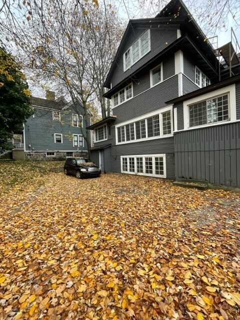 Foto del edificio - 549 Logan St SE