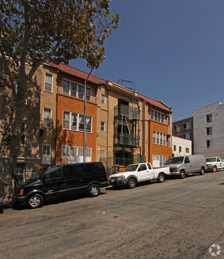 Building Photo - 503 Union Dr