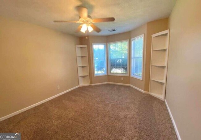 Building Photo - 1205 Opal Cir