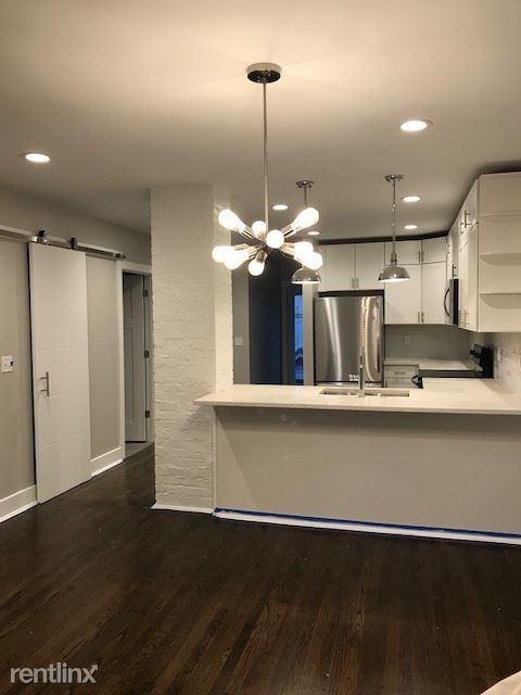 Building Photo - 2 br, 1 bath Duplex - 2976 S Logan Ave