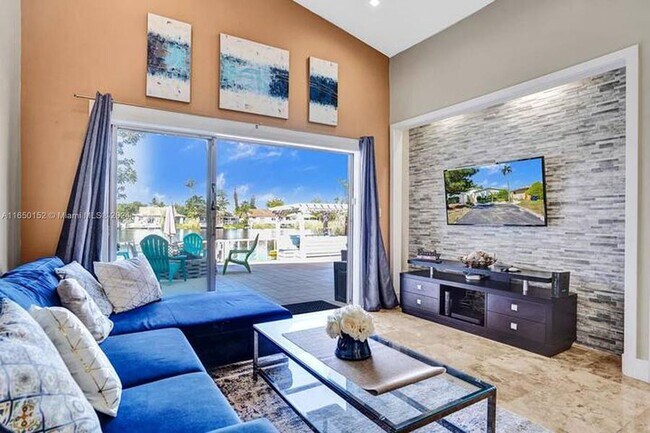 Foto del edificio - 5501 SW 24th Ave