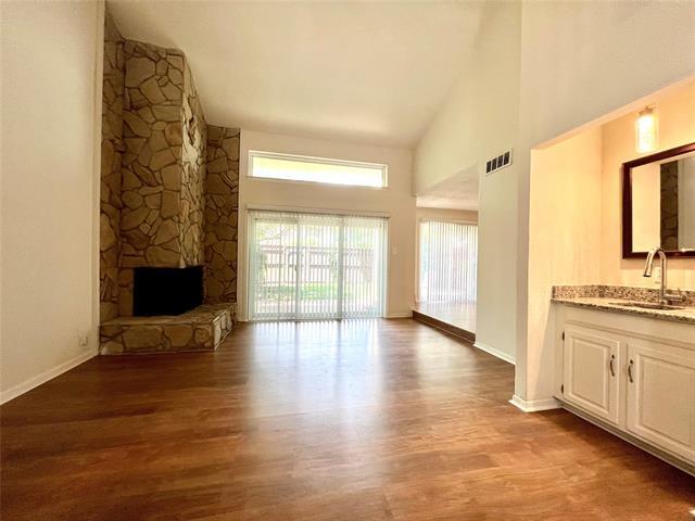 Building Photo - 2970 Country Pl Cir