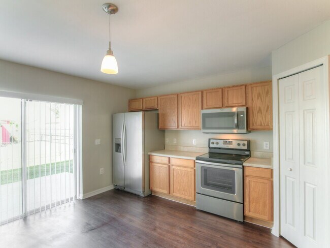 Building Photo - 3667 Queens Cove Blvd