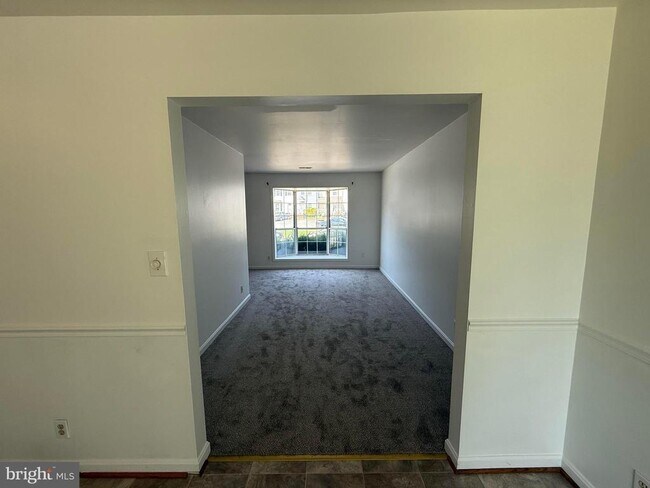 Foto del edificio - 103 Powhatan Ct