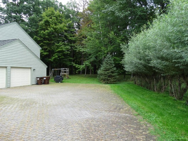 Foto del edificio - 11 Mahican Ct