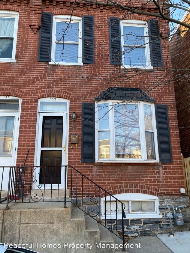 Primary Photo - 2 br, 1 bath House - 133 Crystal St