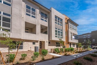 Building Photo - 2503 Indigo Mountain St