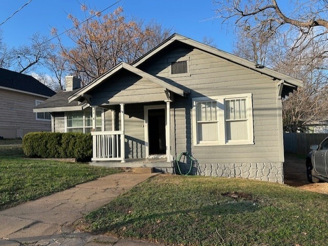 Building Photo - 1126 E Houston St