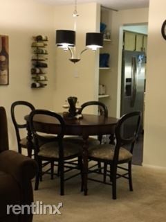 Foto del edificio - 3160 Laurel Ridge Cir
