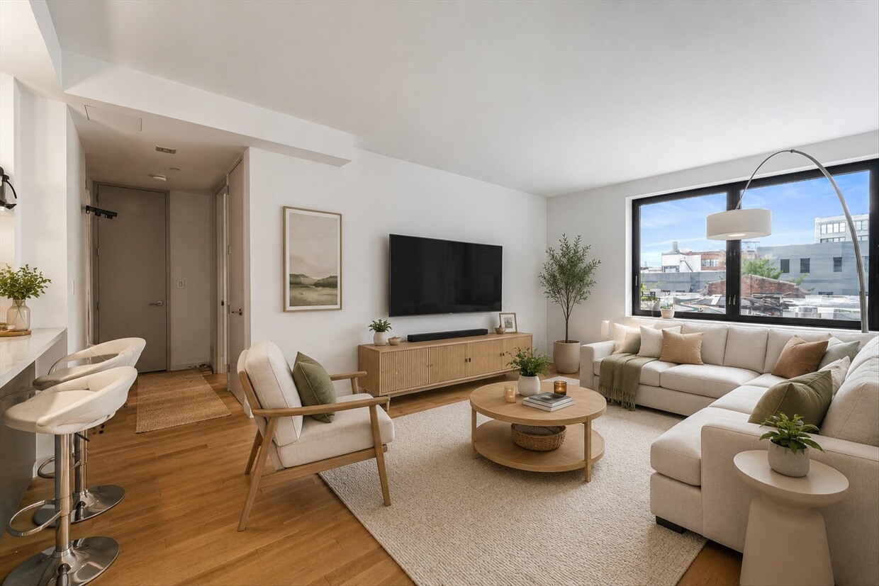 Photo - 21-45-45 44th Dr (Queens, NY)