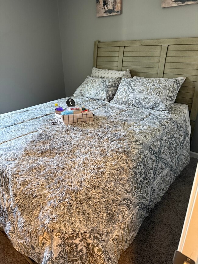 Foto del edificio - 4537 Reeves Pl