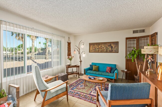 Foto del edificio - 12728 N 40th Pl