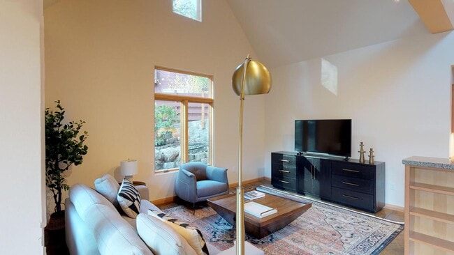 Photo - 6540 Valley View Rd House