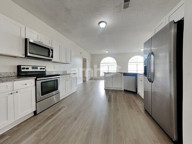 Foto del edificio - 7138 Arcastle Loop E