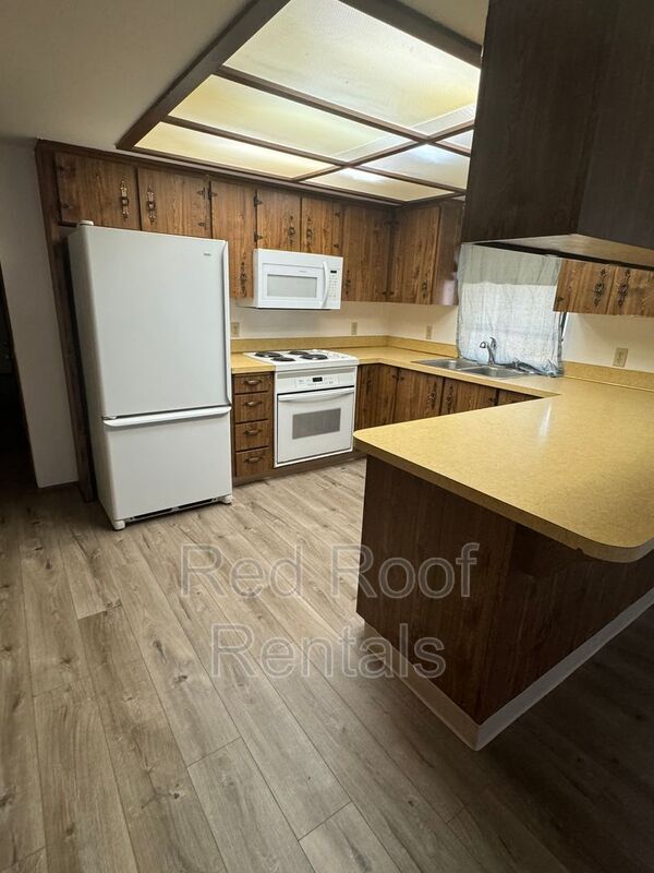 Foto del edificio - 16817 19th Ave E