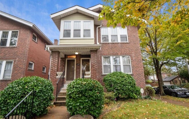 Building Photo - 5048 Devonshire Ave