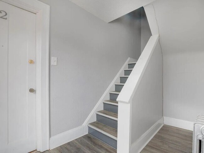 Photo - 2924 Victoria Ave Apartments