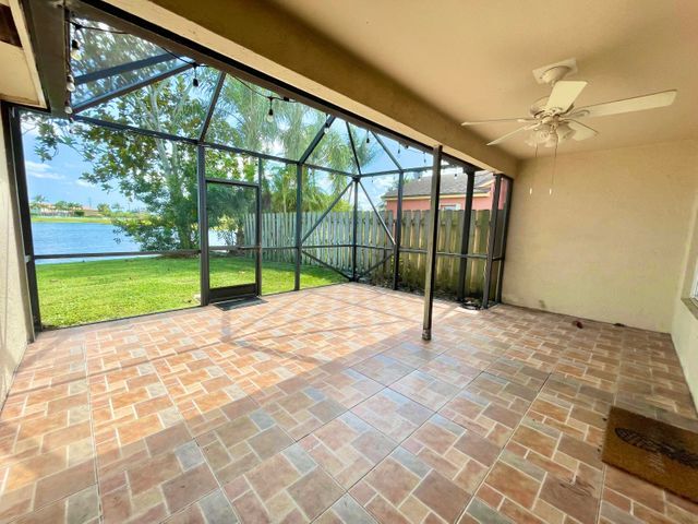 Foto del edificio - 12910 Elmford Ln
