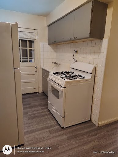 Foto del edificio - 8858 Snowhill Ct