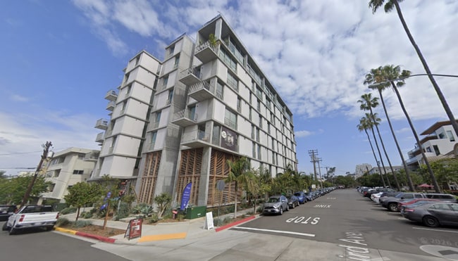 Building Photo - 2710 3rd Avenue